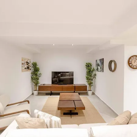 Stunning 5-bedroom With Panoramic View Of Marina * Yalıkavak