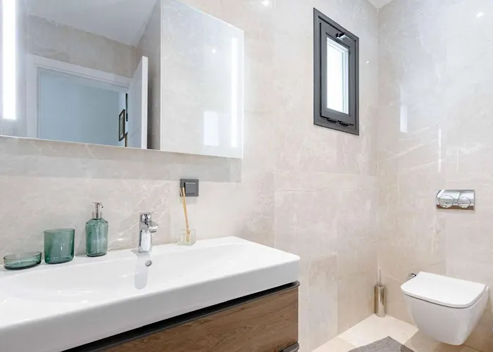 Villa Stunning 5-bedroom With Panoramic View Of Marina Yalıkavak