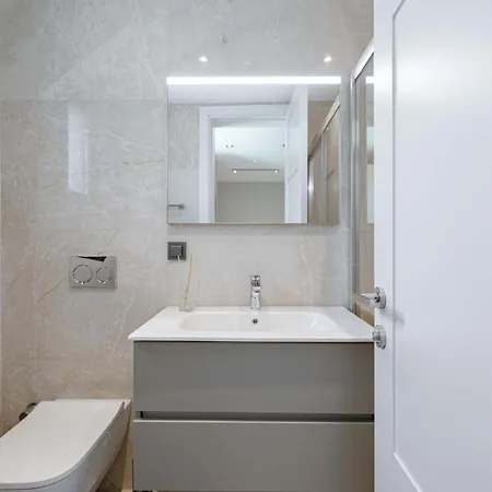 Stunning 5-bedroom With Panoramic View Of Marina 别墅 亚力卡瓦克